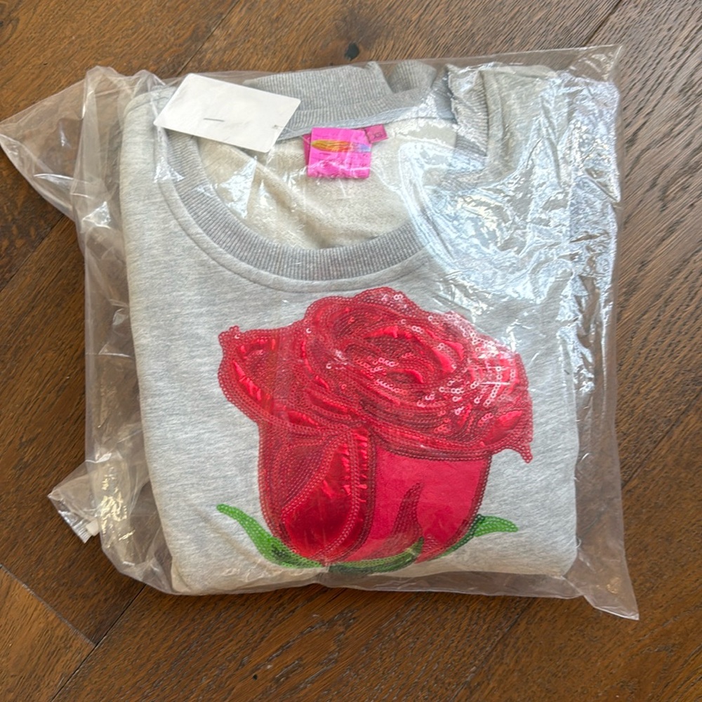 Queen of sparkles mega rose sweatshirt XS